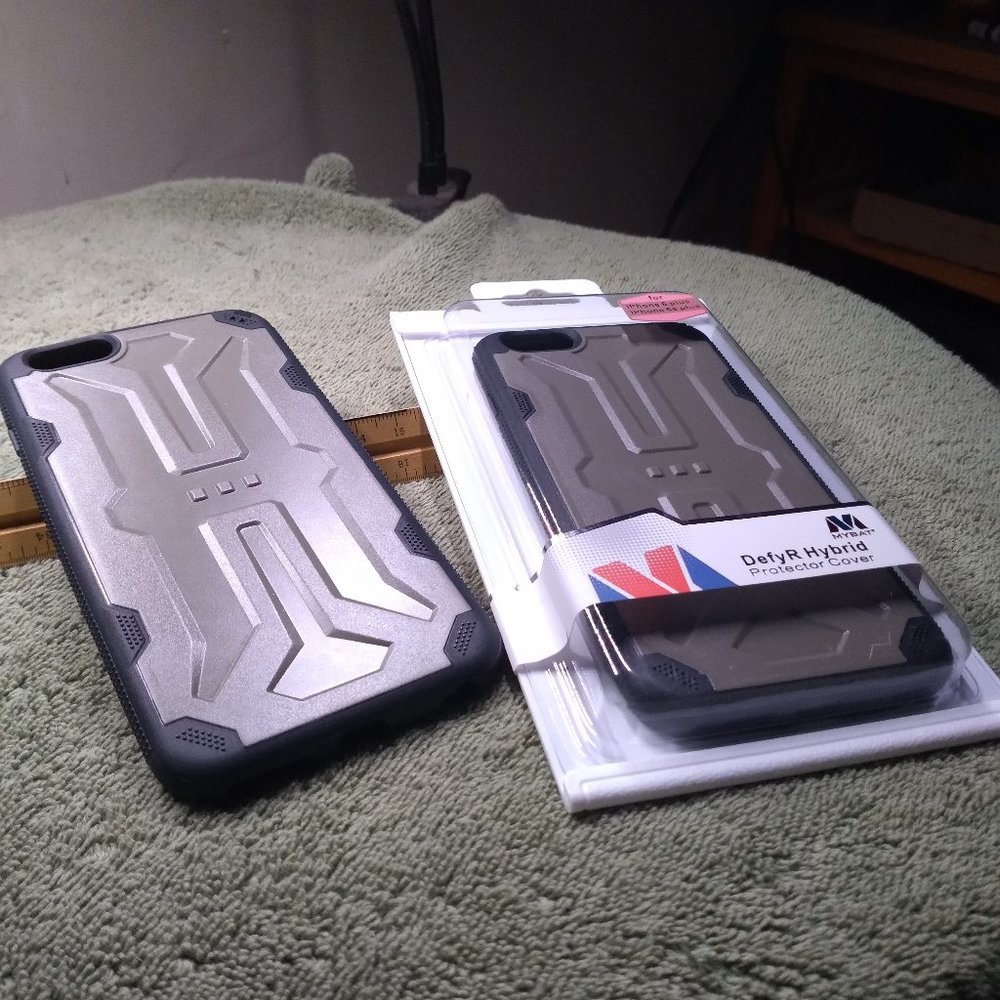 I PHONE 6 DefyR Hybrid Protector Cover